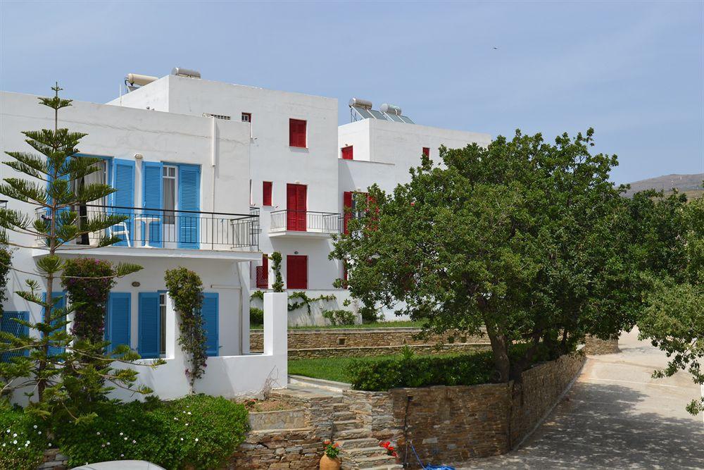 Ostria Hotel & Apartments Gavrio Exterior photo