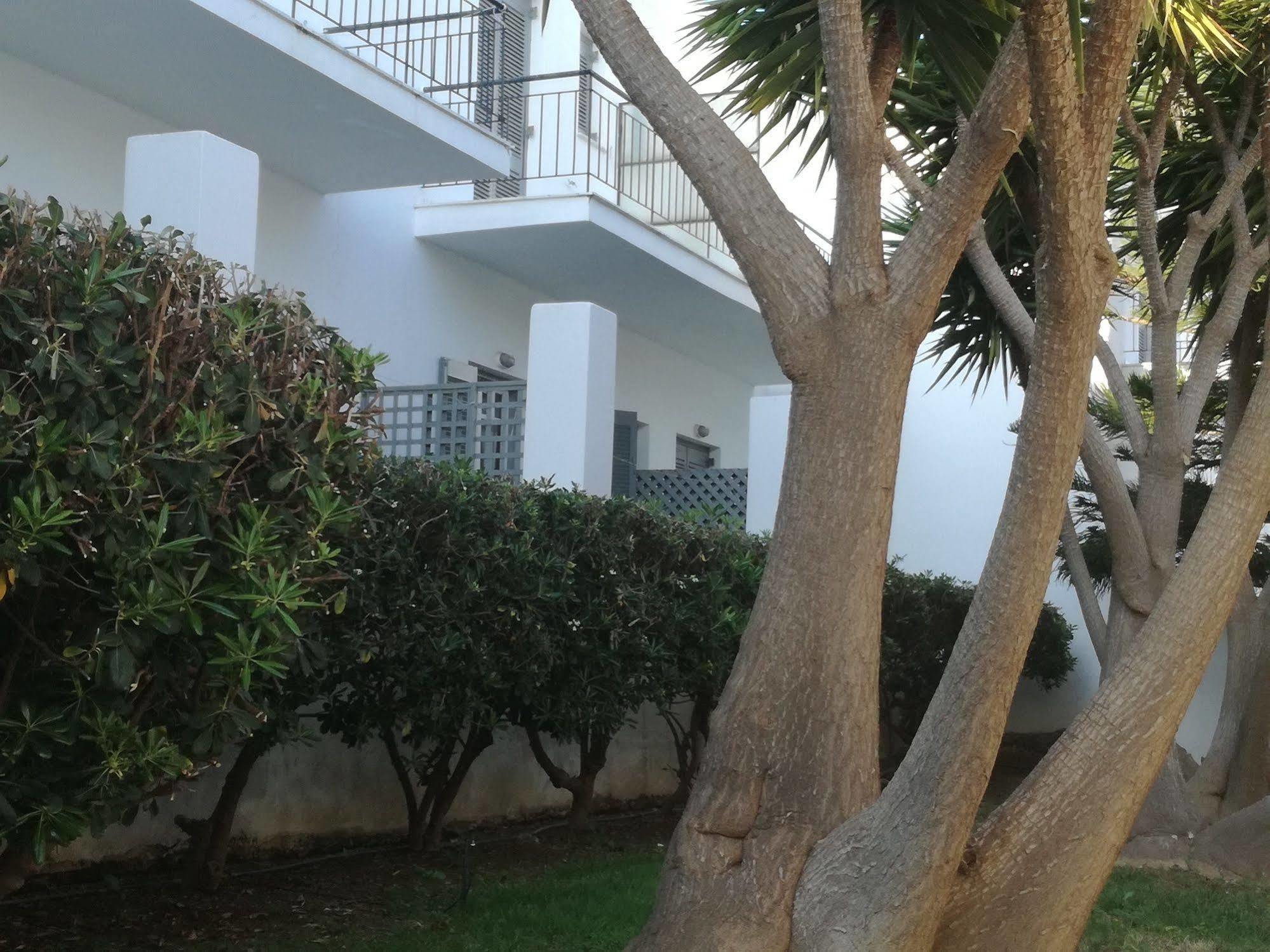 Ostria Hotel & Apartments Gavrio Exterior photo