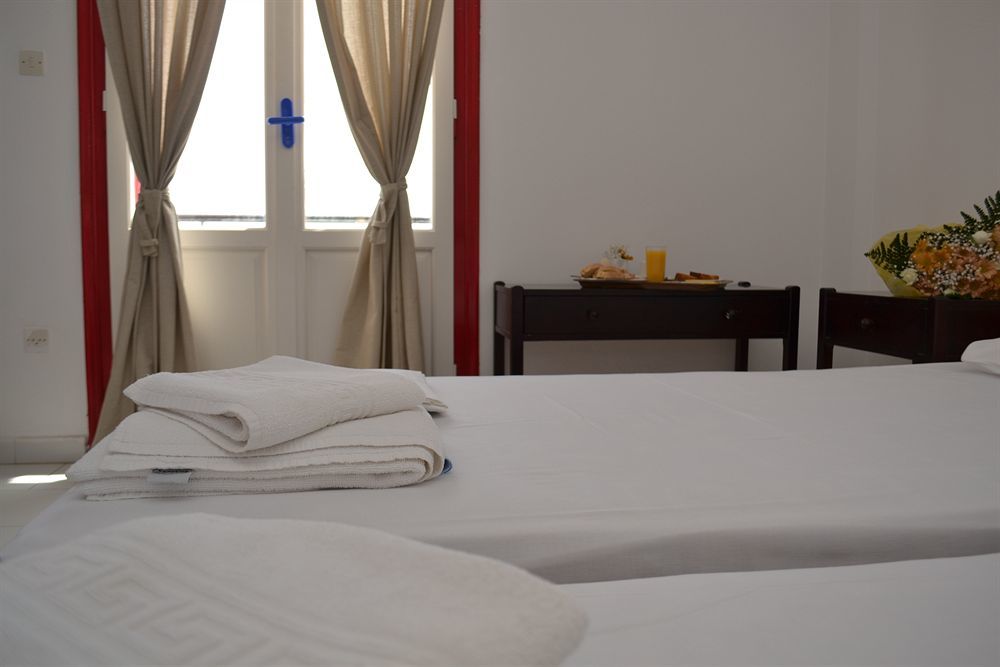 Ostria Hotel & Apartments Gavrio Exterior photo